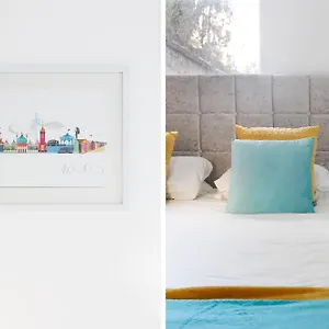  Apartment Cosy By The Sea - Prime Location!